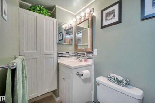 14261 30 Street, Edmonton, AB - Indoor Photo Showing Bathroom