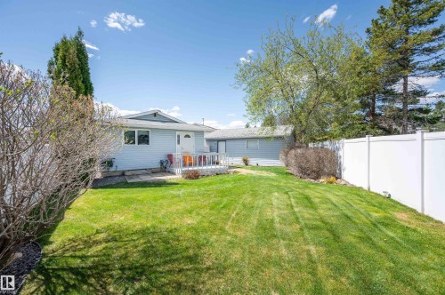 14261 30 Street, Edmonton, AB - Outdoor