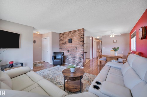 14261 30 Street, Edmonton, AB - Indoor Photo Showing Living Room
