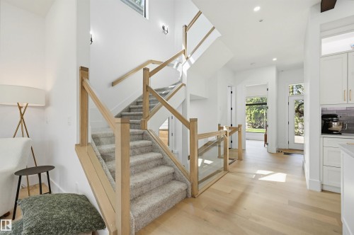 8723 138 Street, Edmonton, AB - Indoor Photo Showing Other Room