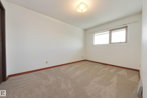 12307 54 Street, Edmonton, AB - Indoor Photo Showing Other Room