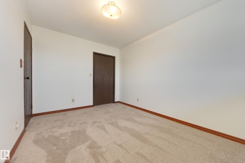 12307 54 Street, Edmonton, AB - Indoor Photo Showing Other Room