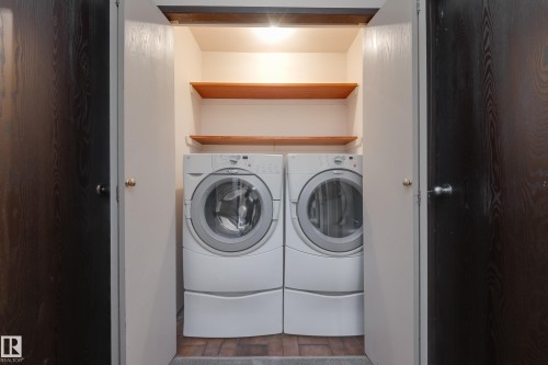 12307 54 Street, Edmonton, AB - Indoor Photo Showing Laundry Room