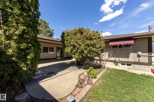 12307 54 Street, Edmonton, AB - Outdoor