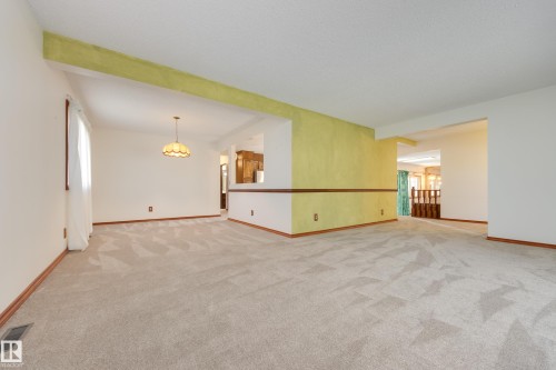 12307 54 Street, Edmonton, AB - Indoor Photo Showing Other Room