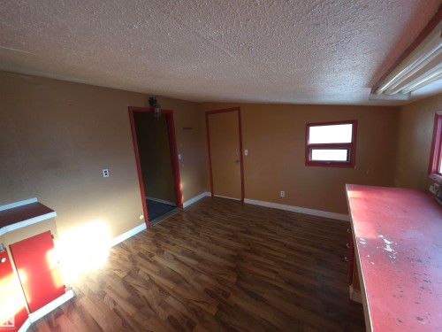 4506 48 Avenue, Thorsby, AB - Indoor Photo Showing Other Room