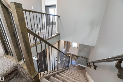 5 Gilmore Way, Spruce Grove, AB - Indoor Photo Showing Other Room
