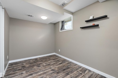 5 Gilmore Way, Spruce Grove, AB - Indoor Photo Showing Other Room