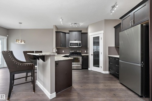5 Gilmore Way, Spruce Grove, AB - Indoor Photo Showing Kitchen With Stainless Steel Kitchen