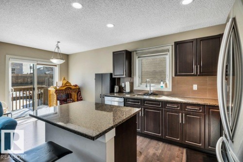 30 655 Tamarack Road, Edmonton, AB - Indoor Photo Showing Kitchen With Upgraded Kitchen