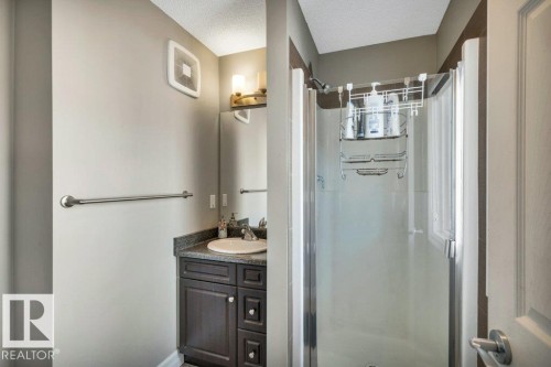 30 655 Tamarack Road, Edmonton, AB - Indoor Photo Showing Bathroom