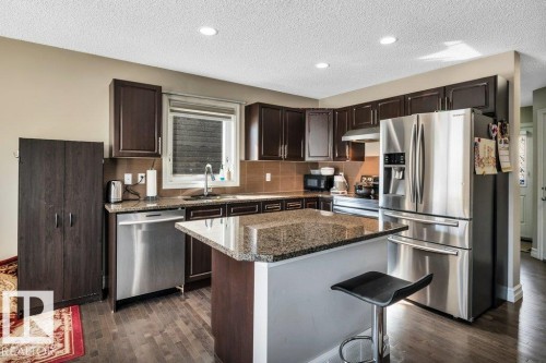 30 655 Tamarack Road, Edmonton, AB - Indoor Photo Showing Kitchen With Upgraded Kitchen