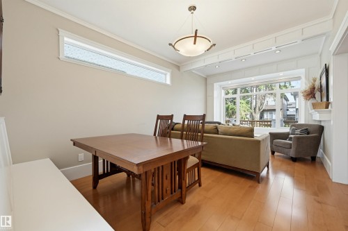 10813 74 Avenue, Edmonton, AB - Indoor
