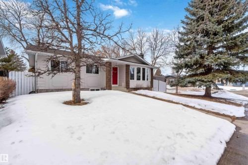 9542 85 Street  Fort Saskatchewan, AB T8L 2T9