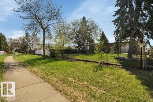 8808 41 Avenue, Edmonton, AB - Outdoor