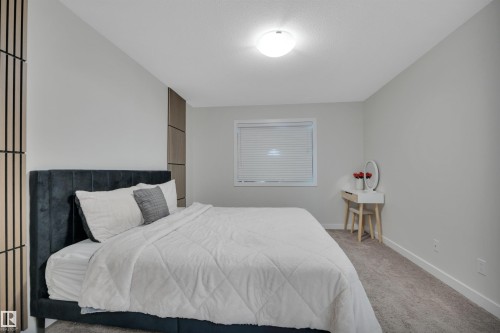 194 Sturtz Bend, Leduc, AB - Indoor Photo Showing Bedroom