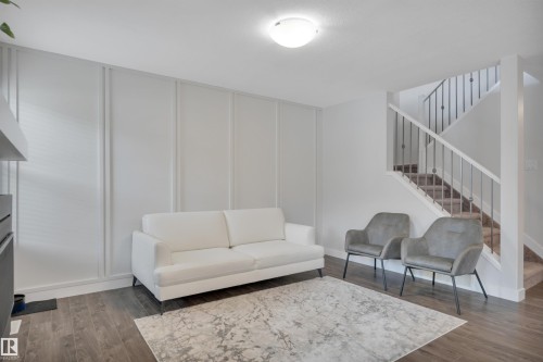 194 Sturtz Bend, Leduc, AB - Indoor Photo Showing Other Room