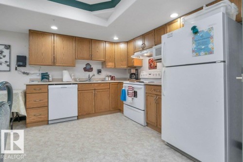 108 4806 48 Avenue, Leduc, AB - Indoor Photo Showing Kitchen