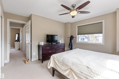 64 655 Tamarack Road, Edmonton, AB - Indoor Photo Showing Bedroom