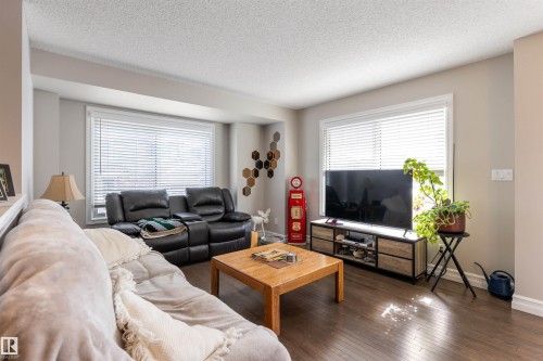 64 655 Tamarack Road, Edmonton, AB - Indoor Photo Showing Living Room
