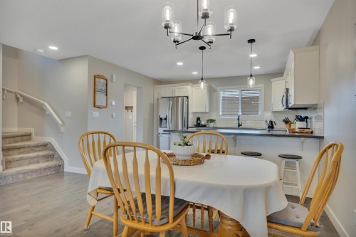258 Robinson Drive, Leduc, AB - Indoor Photo Showing Dining Room