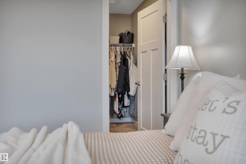 258 Robinson Drive, Leduc, AB - Indoor Photo Showing Bedroom