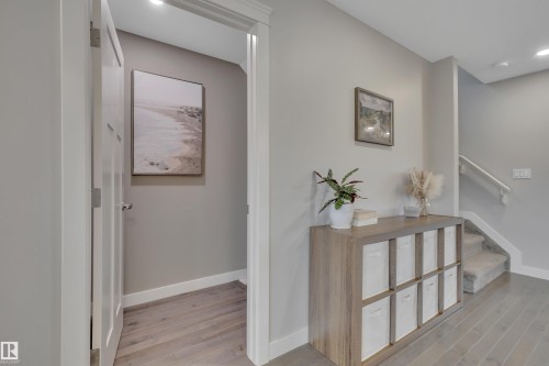 258 Robinson Drive, Leduc, AB - Indoor Photo Showing Other Room