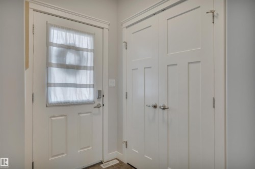 258 Robinson Drive, Leduc, AB - Indoor Photo Showing Other Room