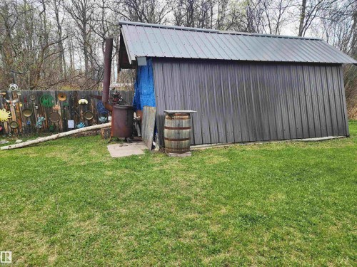 612 1 Avenue E, Rural Wetaskiwin County, AB 