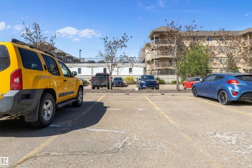 Tandem stall titled - spot for 2 cars - 415 12550 140 Avenue, Edmonton, AB - Outdoor