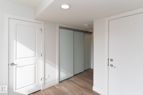 7135 May Crescent, Edmonton, AB - Indoor Photo Showing Other Room