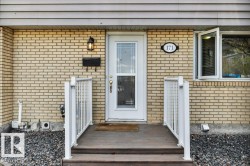 171 ROYAL Road  Edmonton, AB T6J 2E7