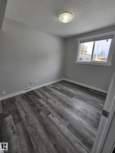 26 Northwoods Village, Edmonton, AB - Indoor Photo Showing Other Room