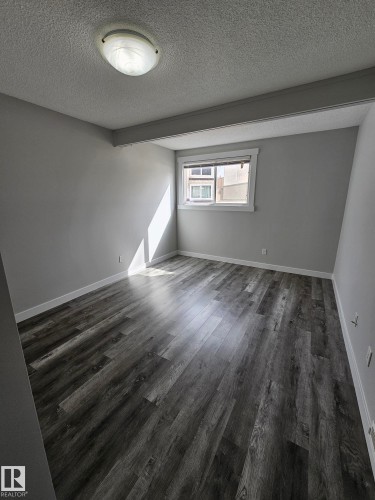26 Northwoods Village, Edmonton, AB - Indoor Photo Showing Other Room