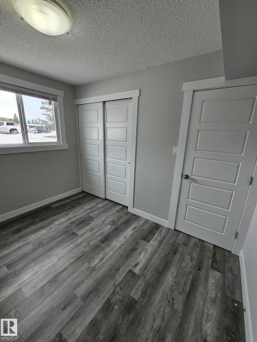 26 Northwoods Village, Edmonton, AB - Indoor Photo Showing Other Room