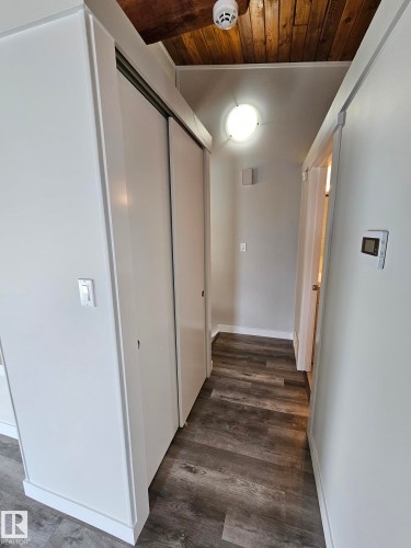 26 Northwoods Village, Edmonton, AB - Indoor Photo Showing Other Room
