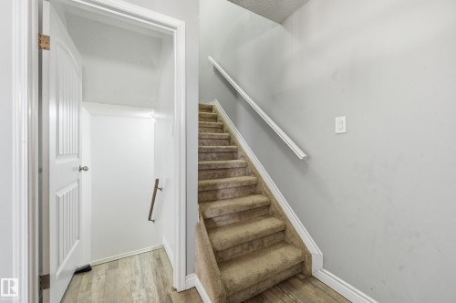 9 8020 141 Avenue, Edmonton, AB - Indoor Photo Showing Other Room