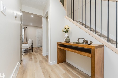 3105 109 Street, Edmonton, AB - Indoor Photo Showing Other Room