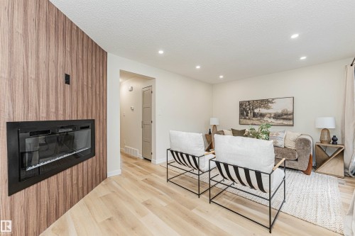 3105 109 Street, Edmonton, AB - Indoor With Fireplace