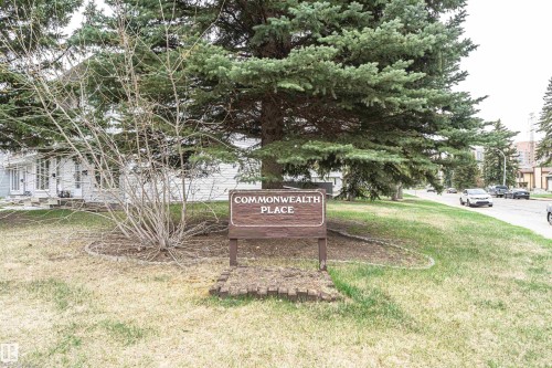 3105 109 Street, Edmonton, AB - Outdoor