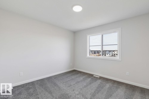 2322 Egret Way, Edmonton, AB - Indoor Photo Showing Other Room