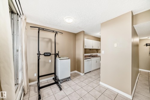 115 8735 165 Street, Edmonton, AB - Indoor