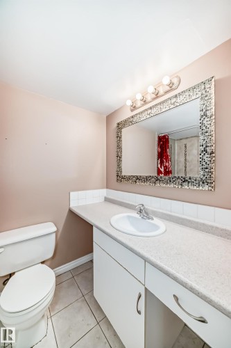115 8735 165 Street, Edmonton, AB - Indoor Photo Showing Bathroom