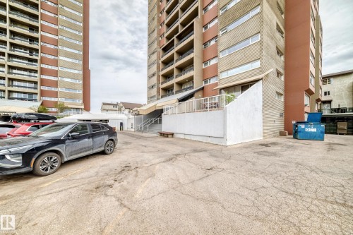 115 8735 165 Street, Edmonton, AB - Outdoor