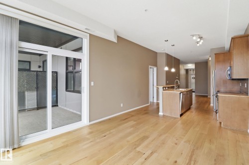 330 10531 117 Street, Edmonton, AB - Indoor Photo Showing Other Room