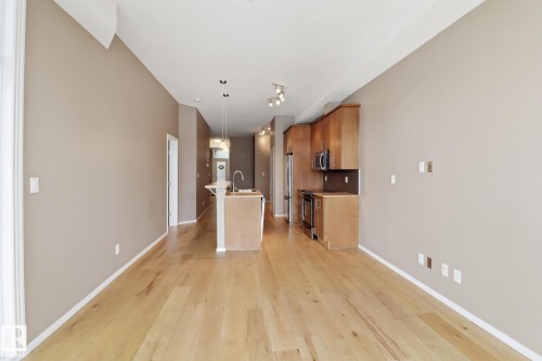 330 10531 117 Street, Edmonton, AB - Indoor Photo Showing Other Room