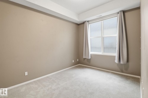 330 10531 117 Street, Edmonton, AB - Indoor Photo Showing Other Room