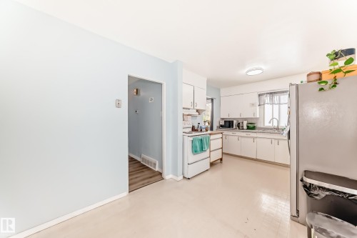 10928 149 Street, Edmonton, AB - Indoor Photo Showing Other Room