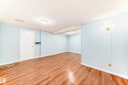 10928 149 Street, Edmonton, AB - Indoor Photo Showing Other Room
