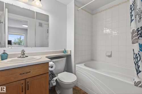406 7839 96 Street, Edmonton, AB - Indoor Photo Showing Bathroom